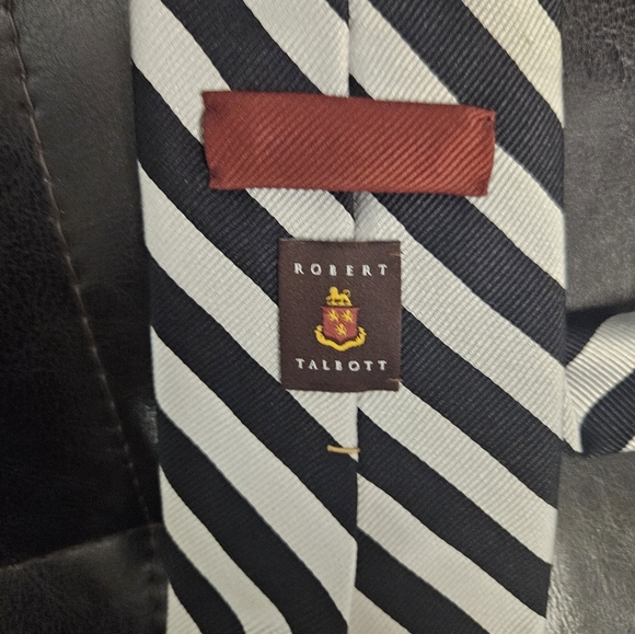 Robert Talbot tie - Picture 2 of 2